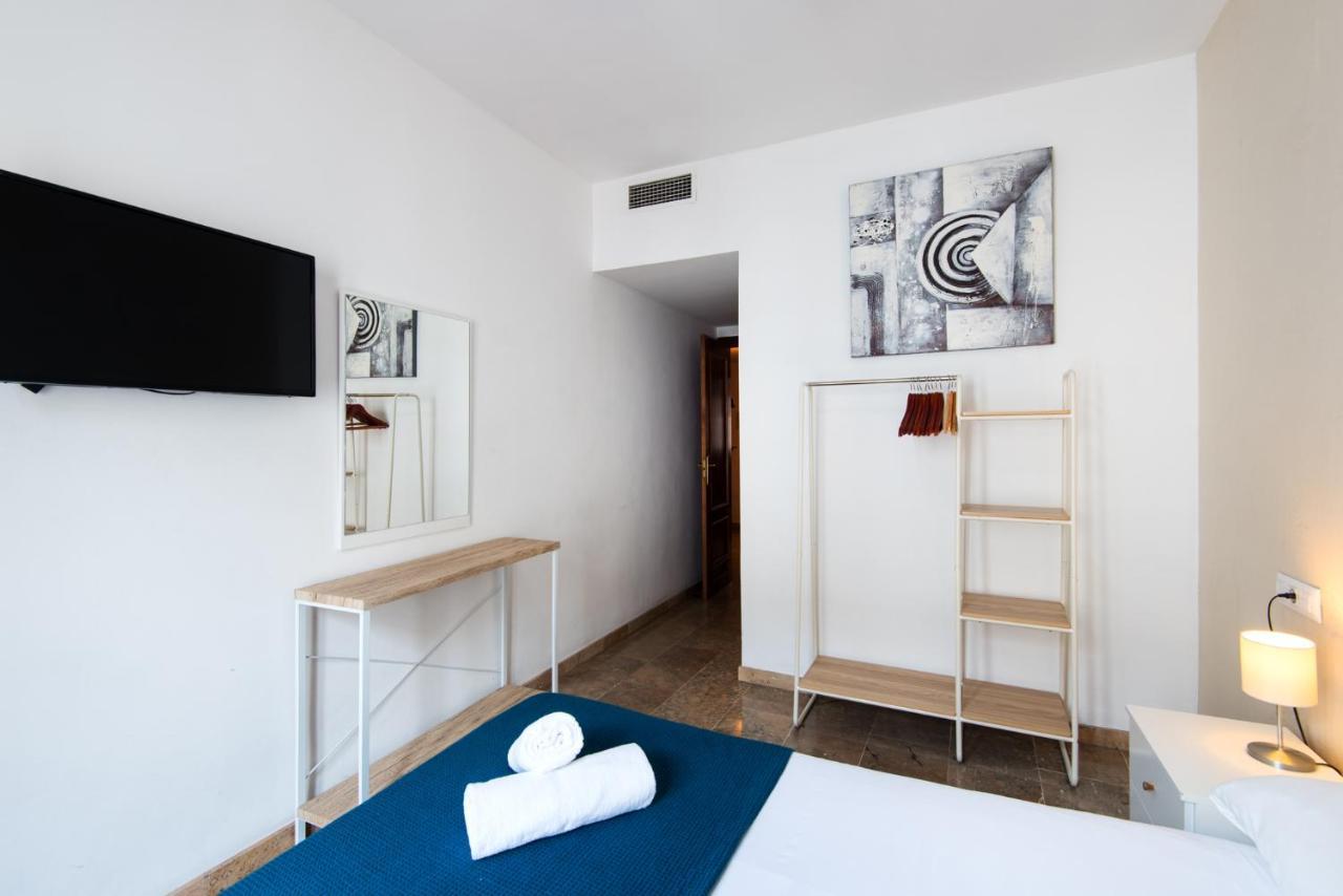 Center Apartment 2Bed 2B Aircon Wif And Parking Free Malaga Zewnętrze zdjęcie