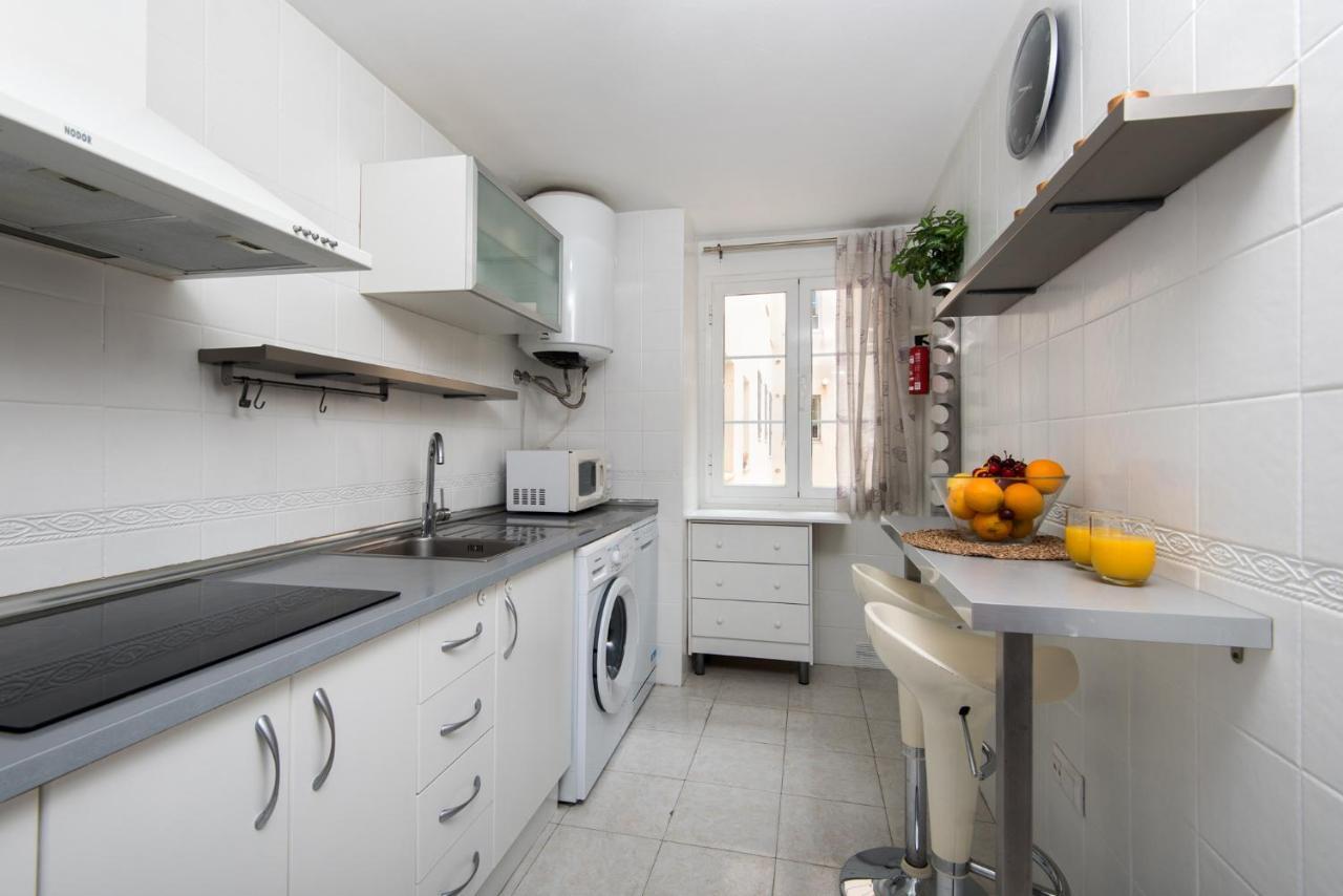 Center Apartment 2Bed 2B Aircon Wif And Parking Free Malaga Zewnętrze zdjęcie